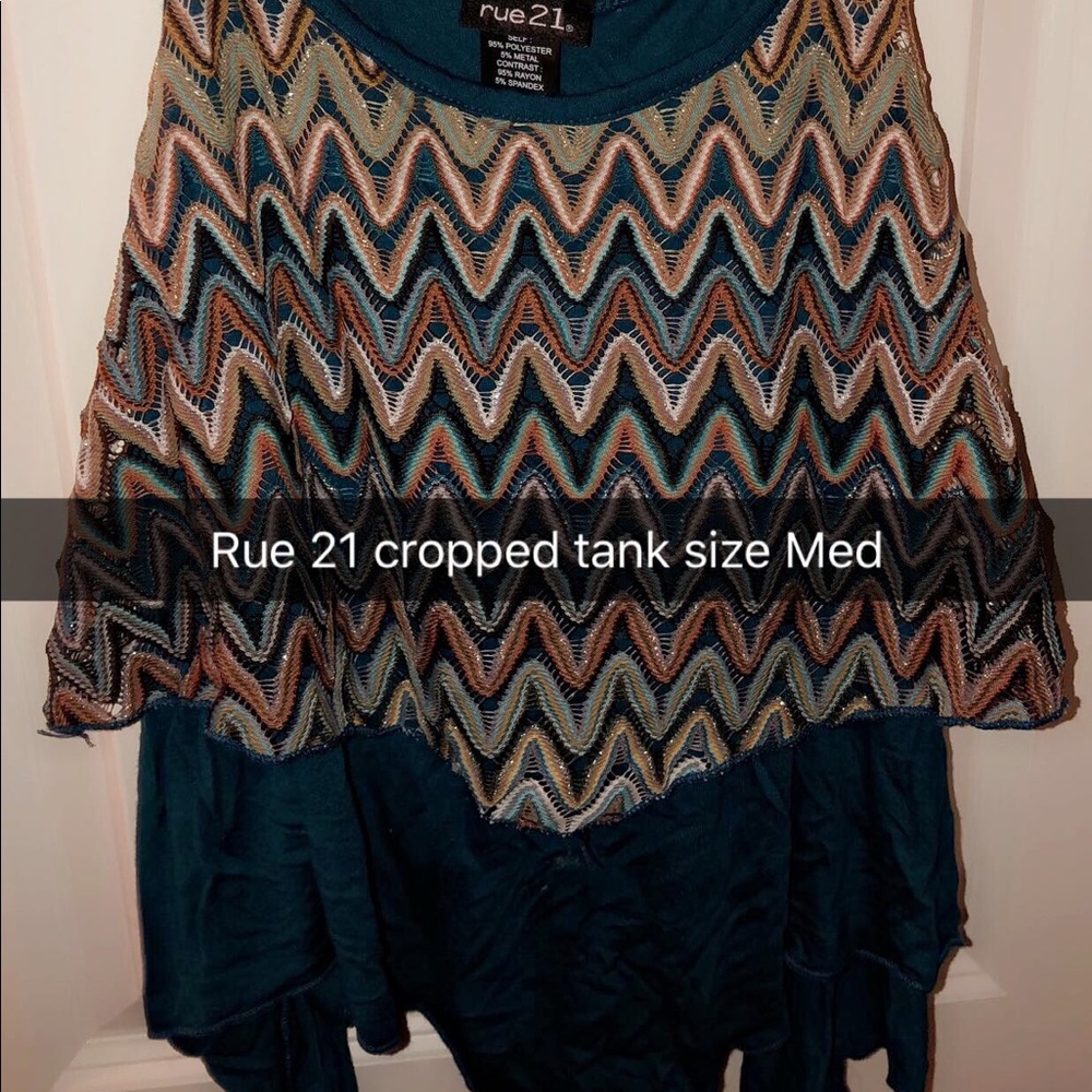 Crop top